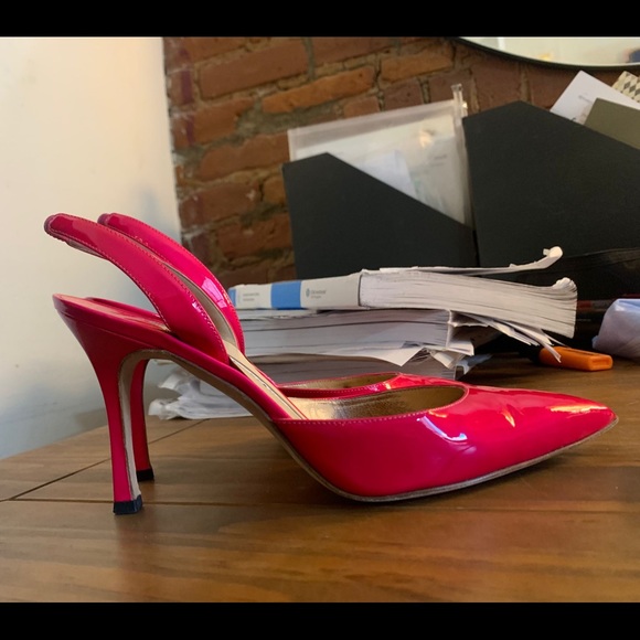 Manolo Blahnik - Picture 4 of 6